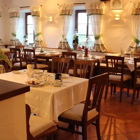 Hotel Alpenblick Riedering