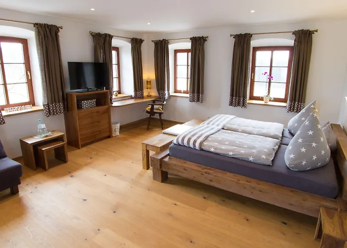 Hotel Alpenblick 3*