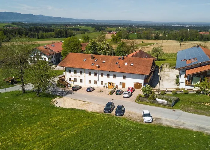 Hotel Alpenblick 3*